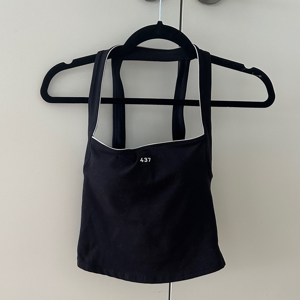437 studio tank